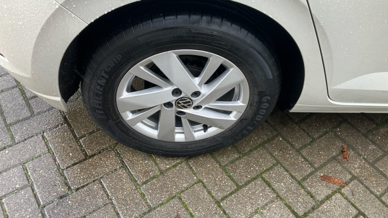 Volkswagen Polo 1.0 Life 5dr Petrol Hatchback